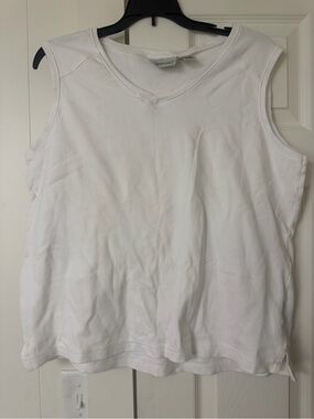 White Stag White V-Neck Sleeveless Tank